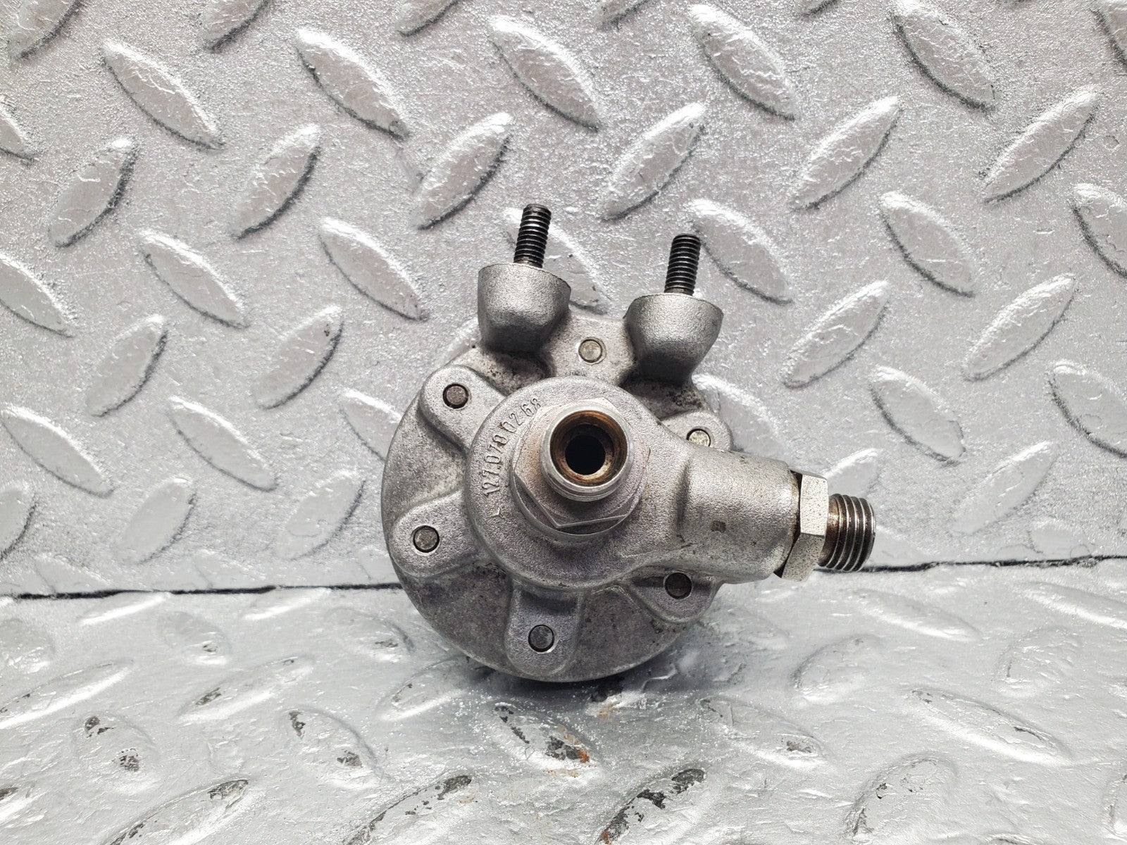 W112 fuel backflow damper regulator used OEM