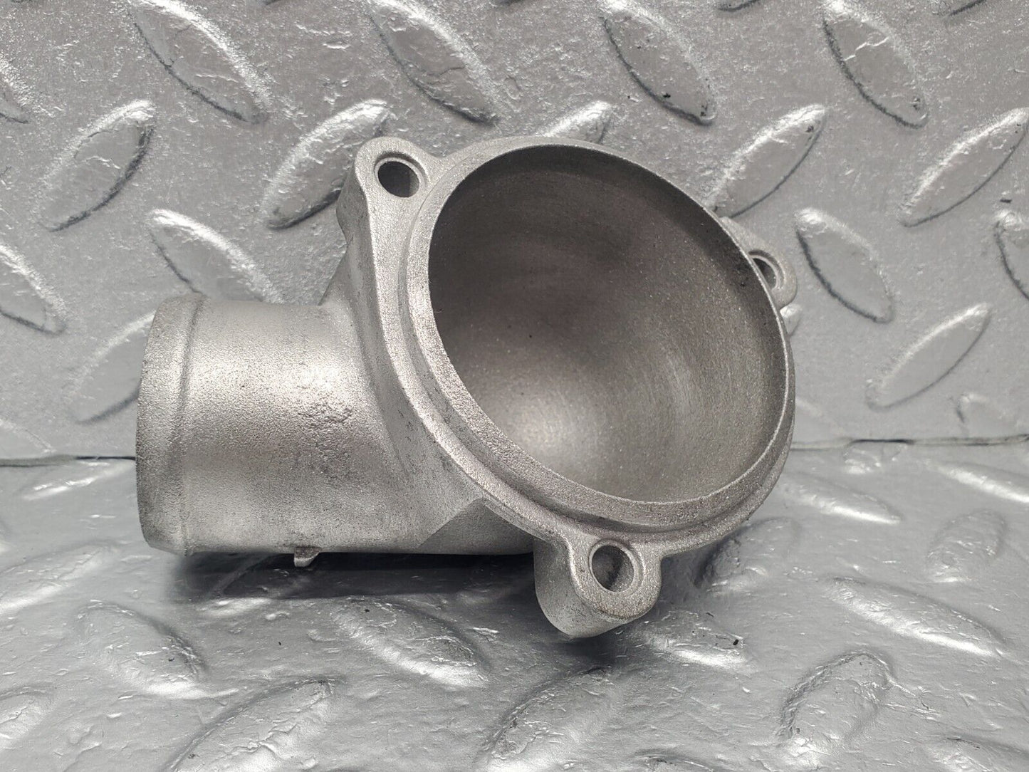 46180 Mercedes-Benz W124 280E Thermostat Housing 1042030274