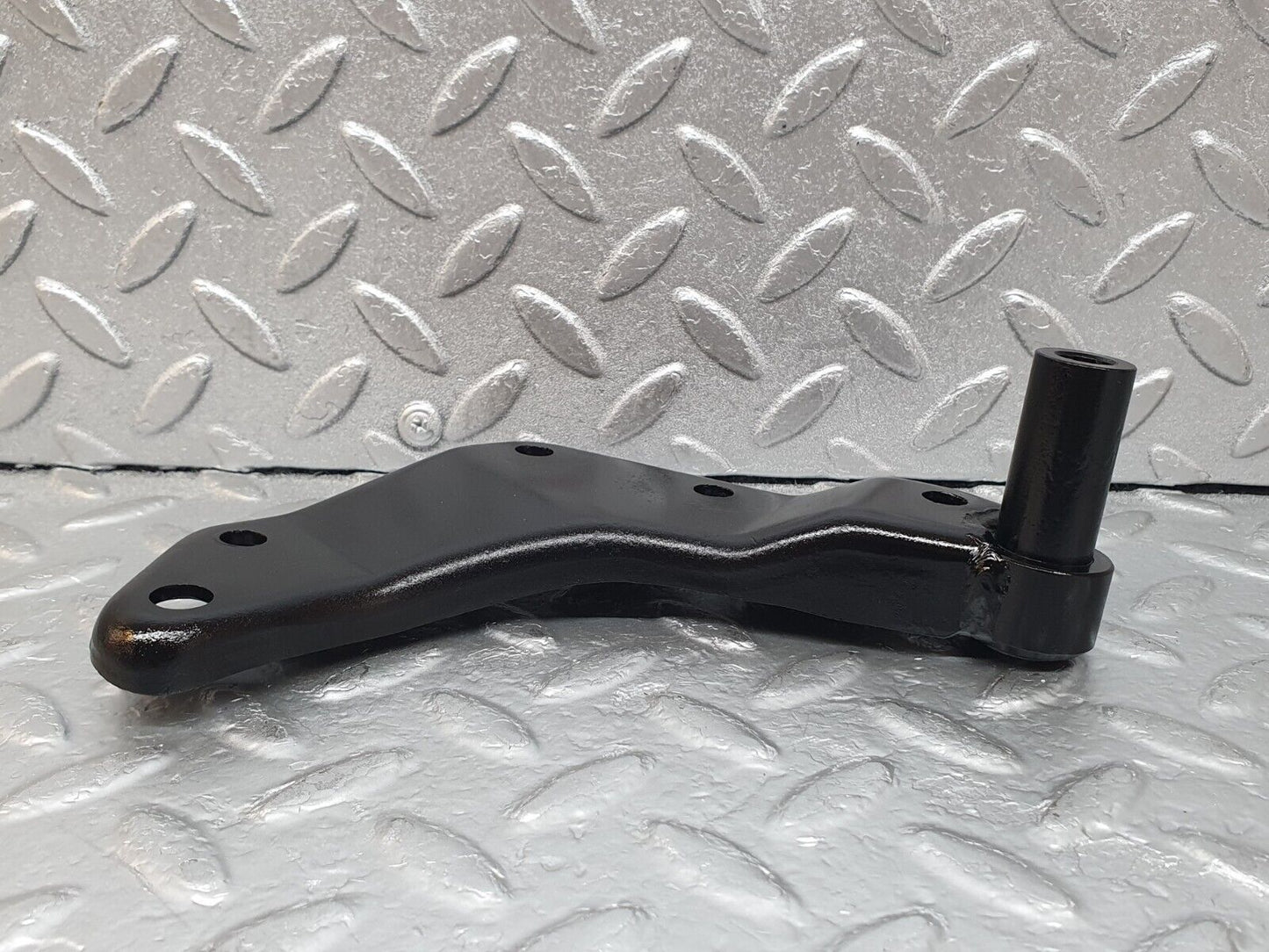 44217 Mercedes-Benz C123 230CE Coupe Alternator Generator Bracket