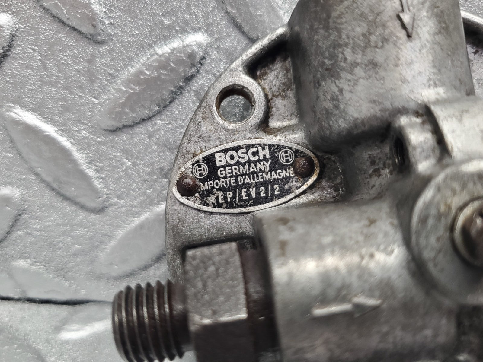 W112 cold start valve housing used OEM