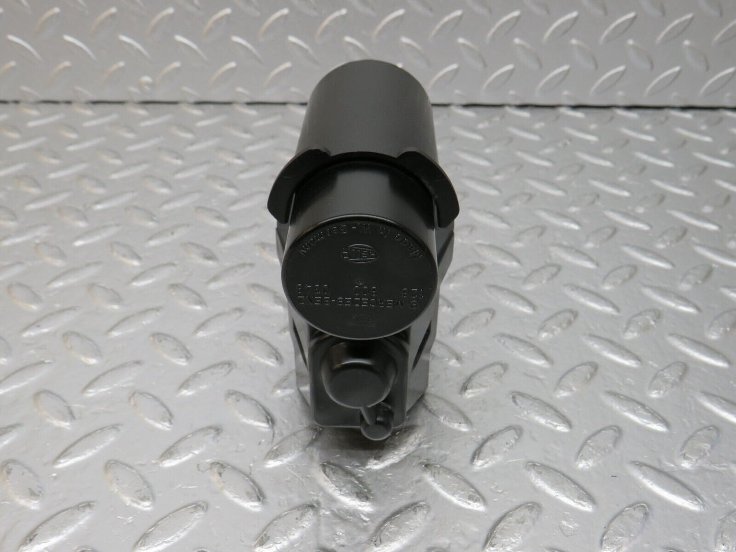 34344 Mercedes-Benz C126 380SEC Coupe Central Locking Pump Hella 1268000348