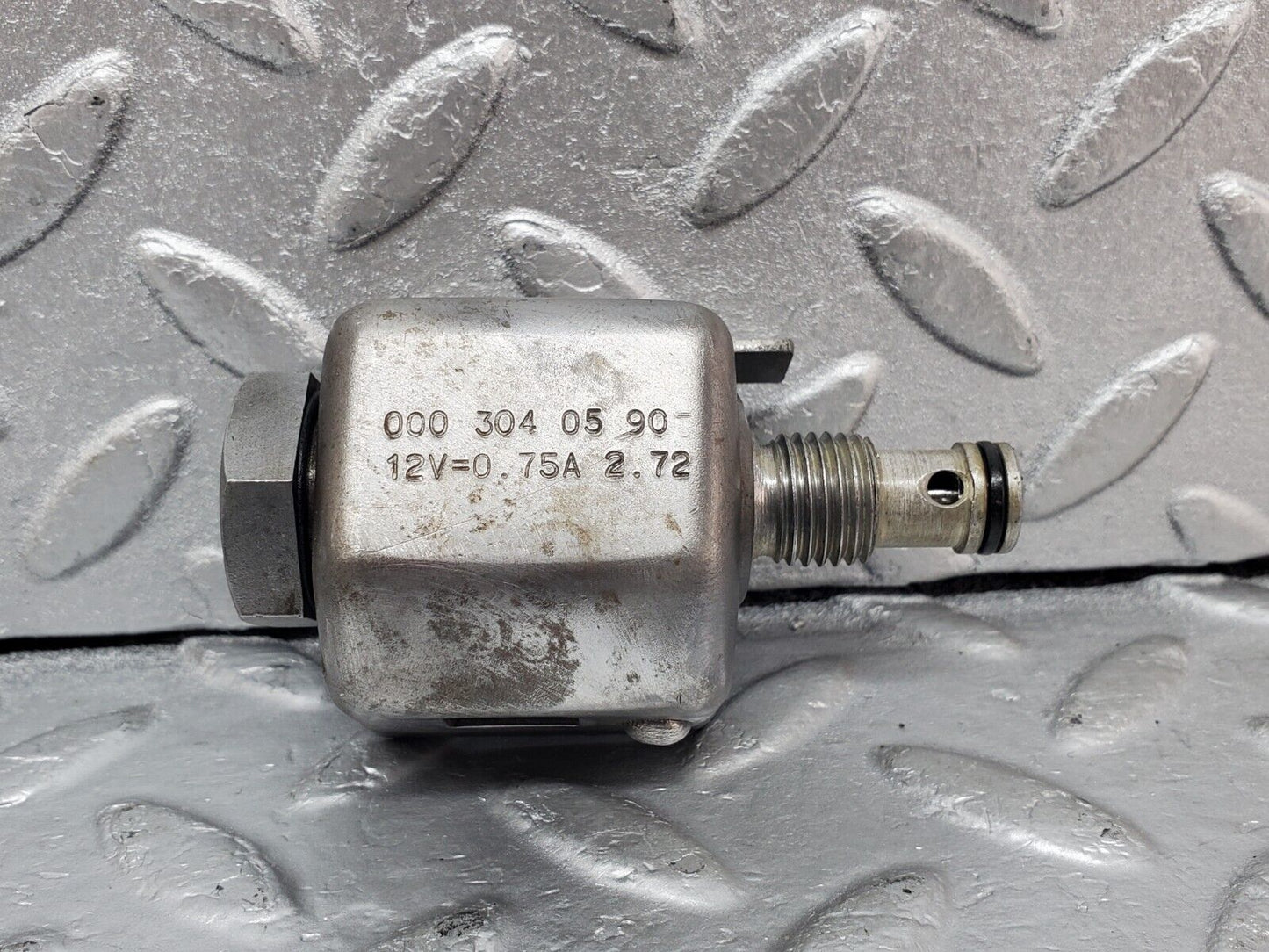 44344 Mercedes-Benz W123 280E Automatic Gearbox Solenoid Valve 0003040590