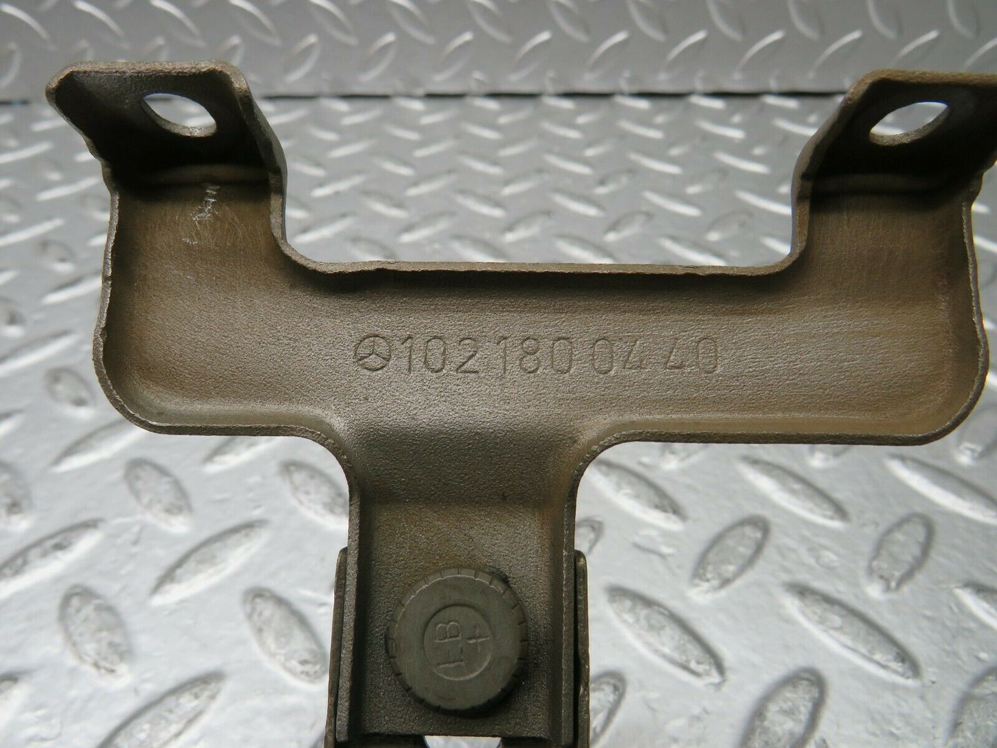 23079 Mercedes-Benz C123 230CE Coupe Oil Pump Filter 1021800440