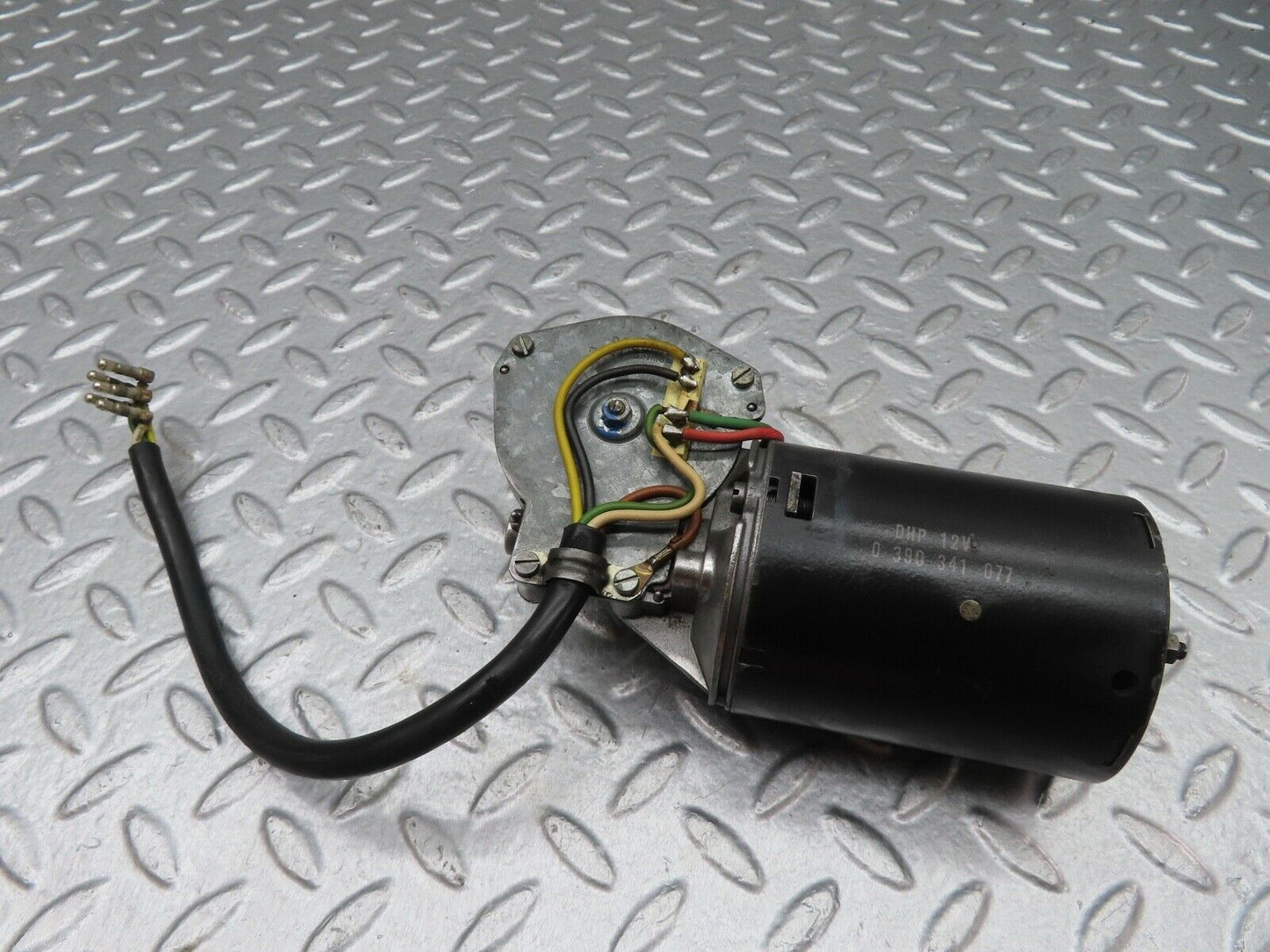18070 Mercedes-Benz W123 200 Wiper Motor Bosch 0390341077