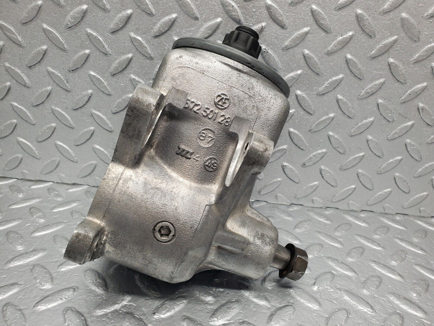 46024 Mercedes-Benz W126 420SE Power Steering Pump 1264601480 7672900446