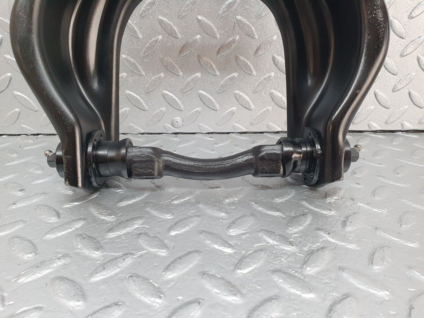 43201 Mercedes-Benz W108 280SE Front Left Upper Control Arm