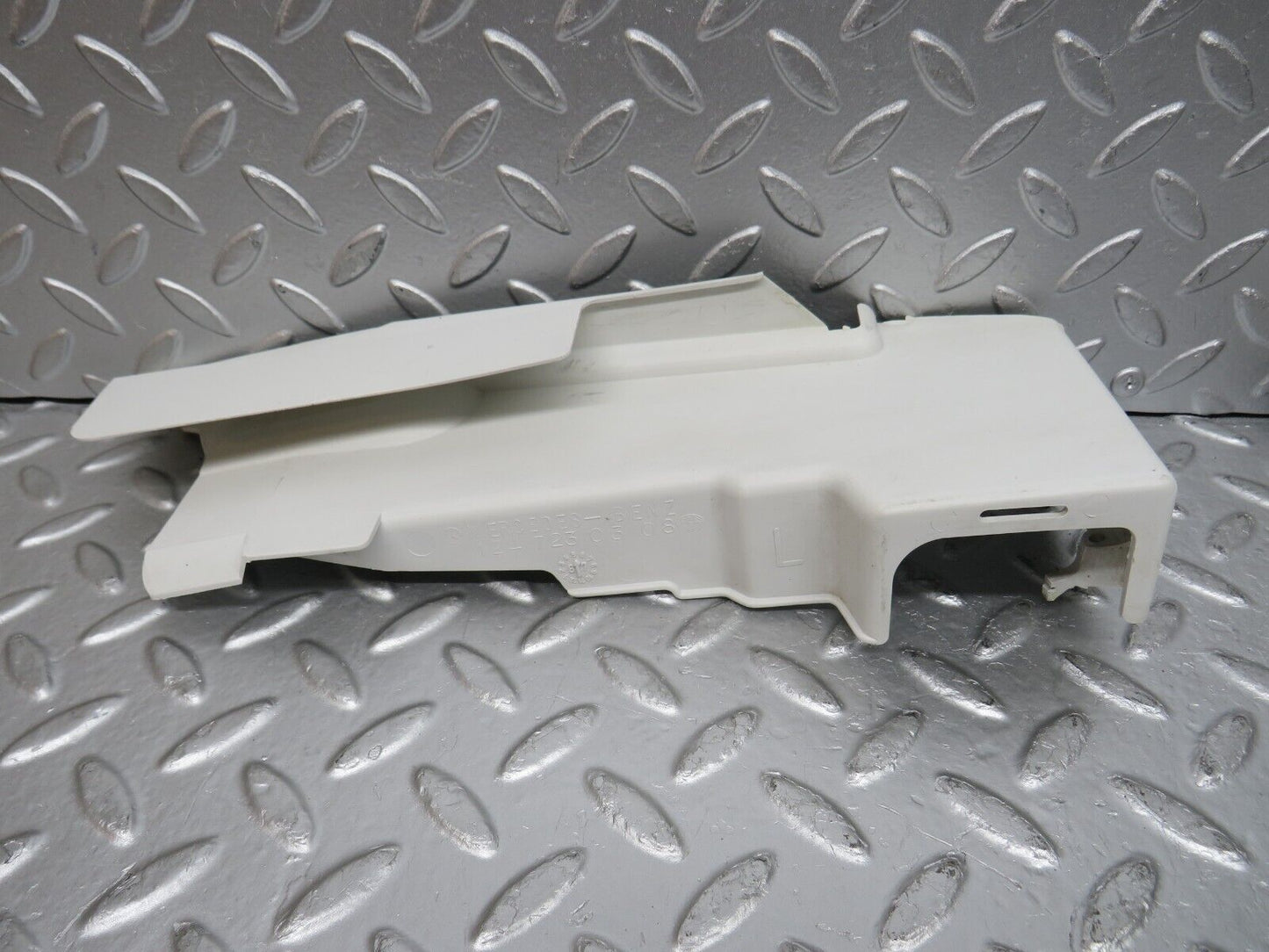 32364 Mercedes-Benz S124 300TE Front Door Lock Cover 2x 1247230408 1247230308