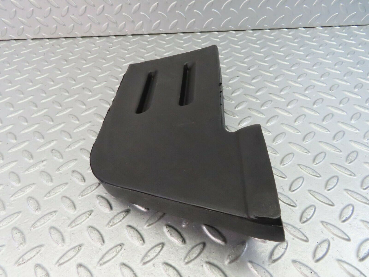 9324 Mercedes-Benz C124 300CE Coupe Ventilation Air Duct Left Side 1249310346