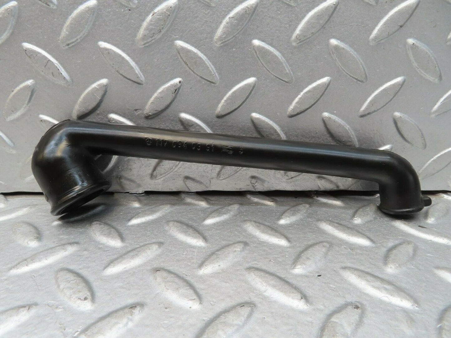 15688 Mercedes-Benz R107 450SL Crankcase Breather Hose 1170940391