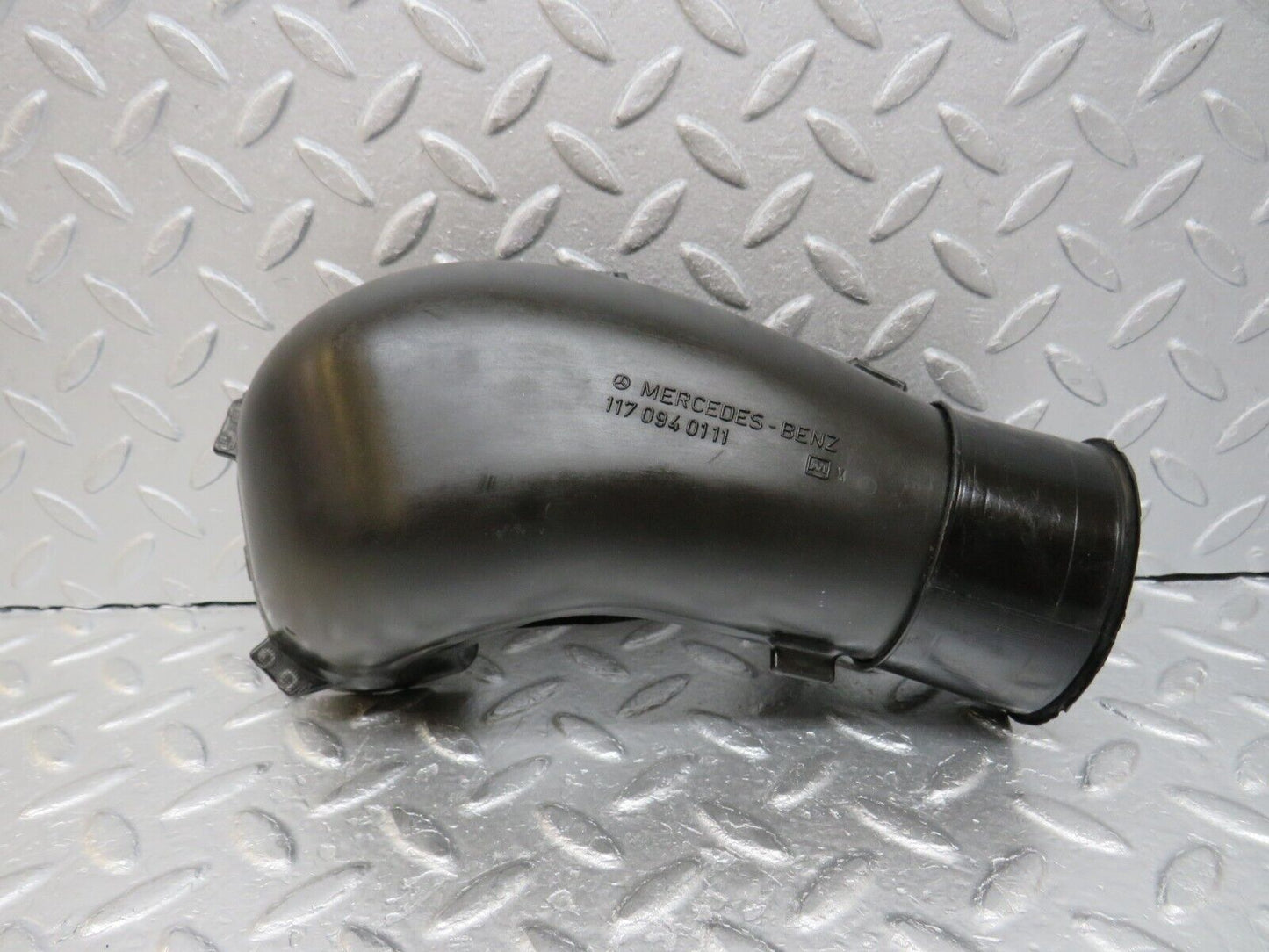 36982 Mercedes-Benz C126 420SEC Coupe Air Duct Right Side 1170940111