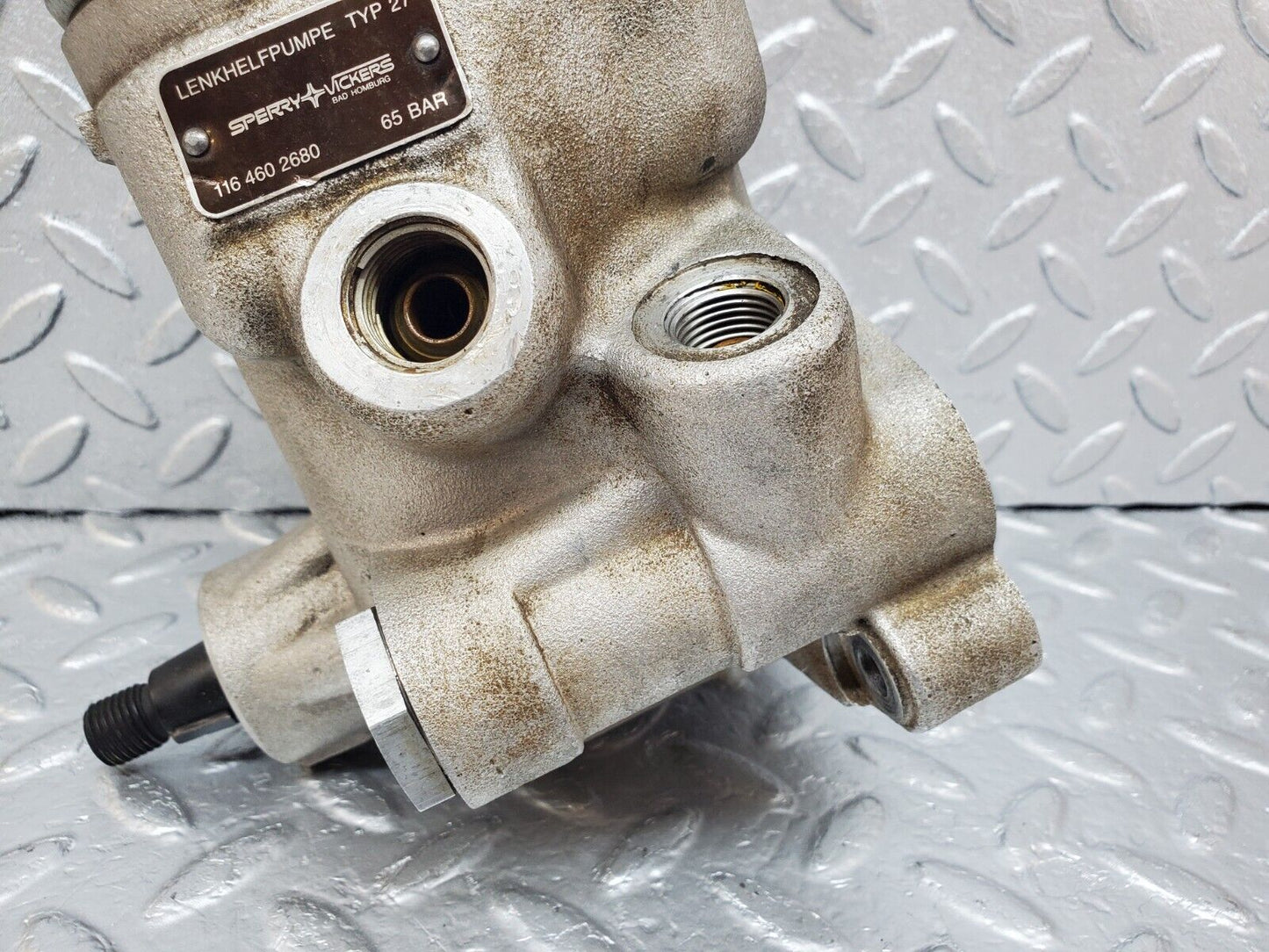 45387 Mercedes-Benz 280E M110.983 Power Steering Pump 1164602680