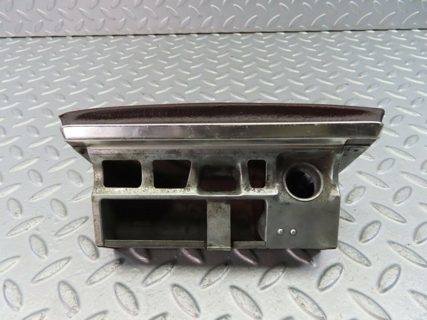 9210 Mercedes-Benz W114 Centre Console Ashtray Brown