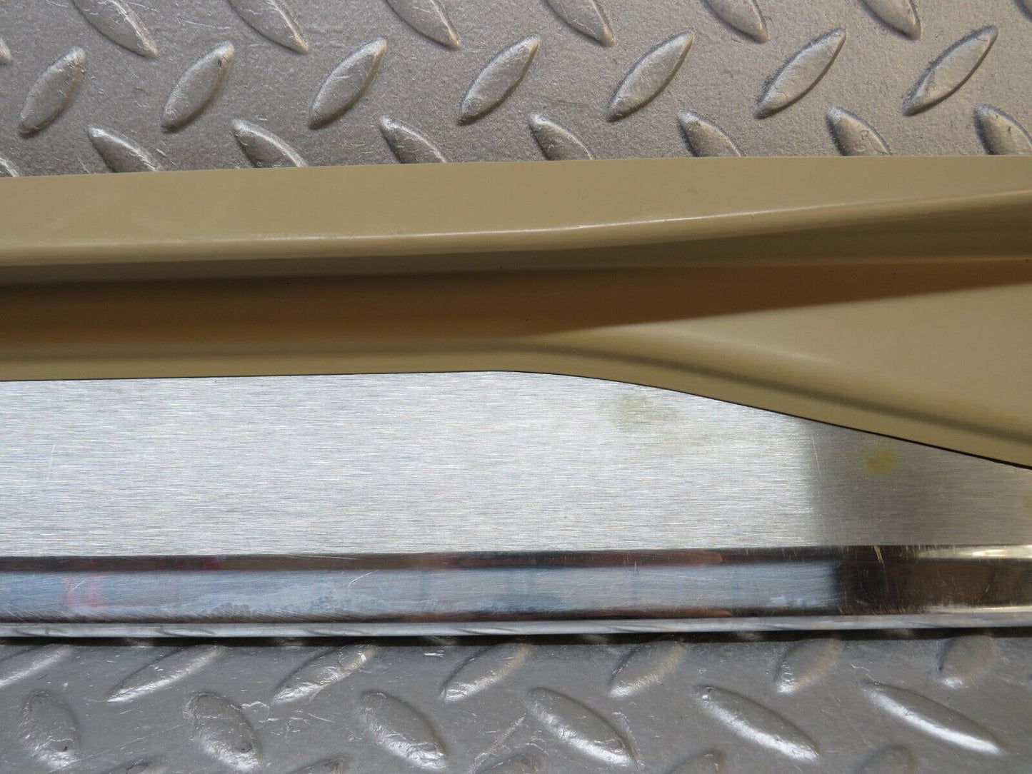 38286 Mercedes-Benz R129 280SL Coupe Left Door Sill Beige 1296800335