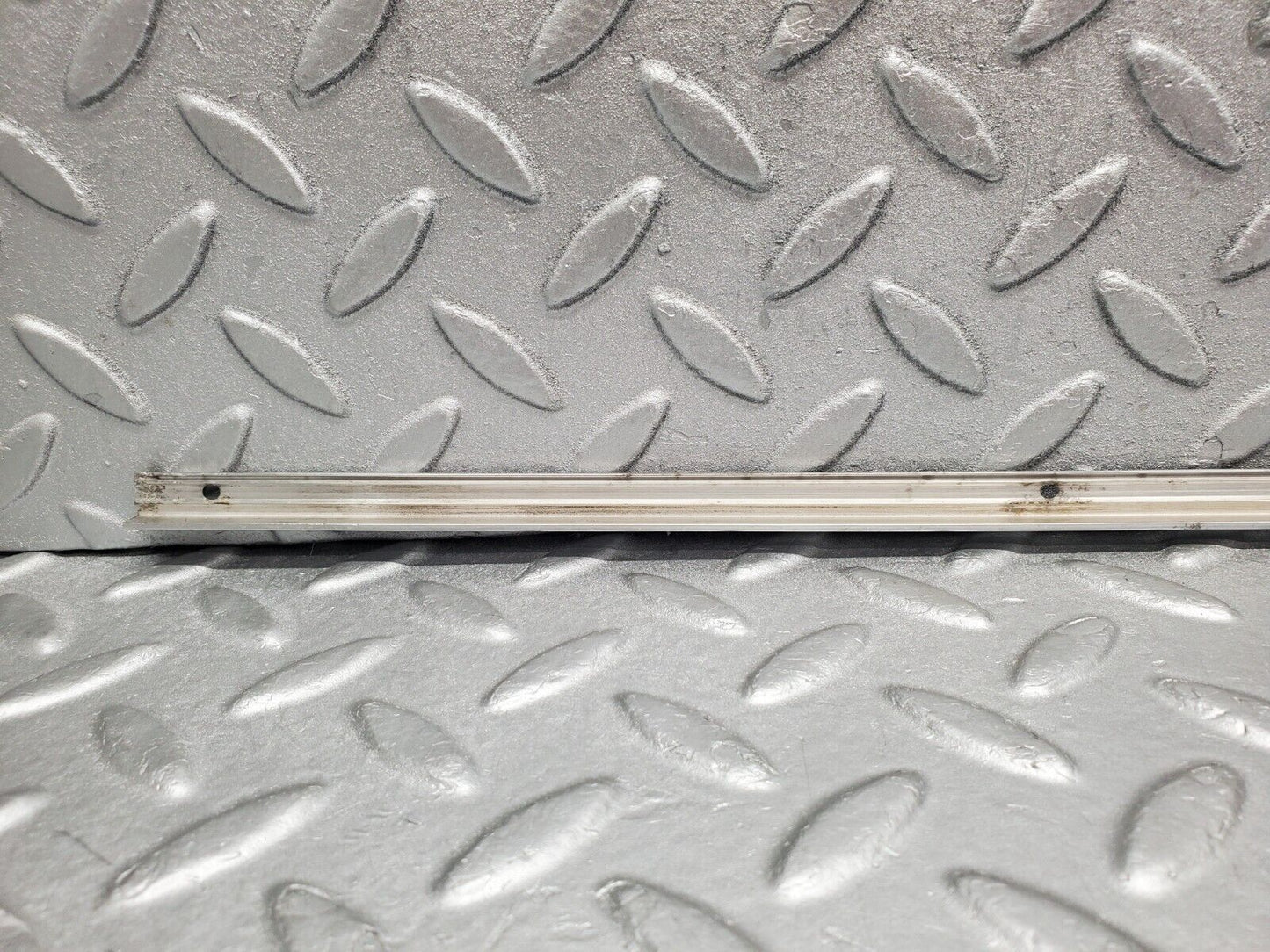 46572 Mercedes-Benz C123 280CE Coupe Sunroof Chrome Trim