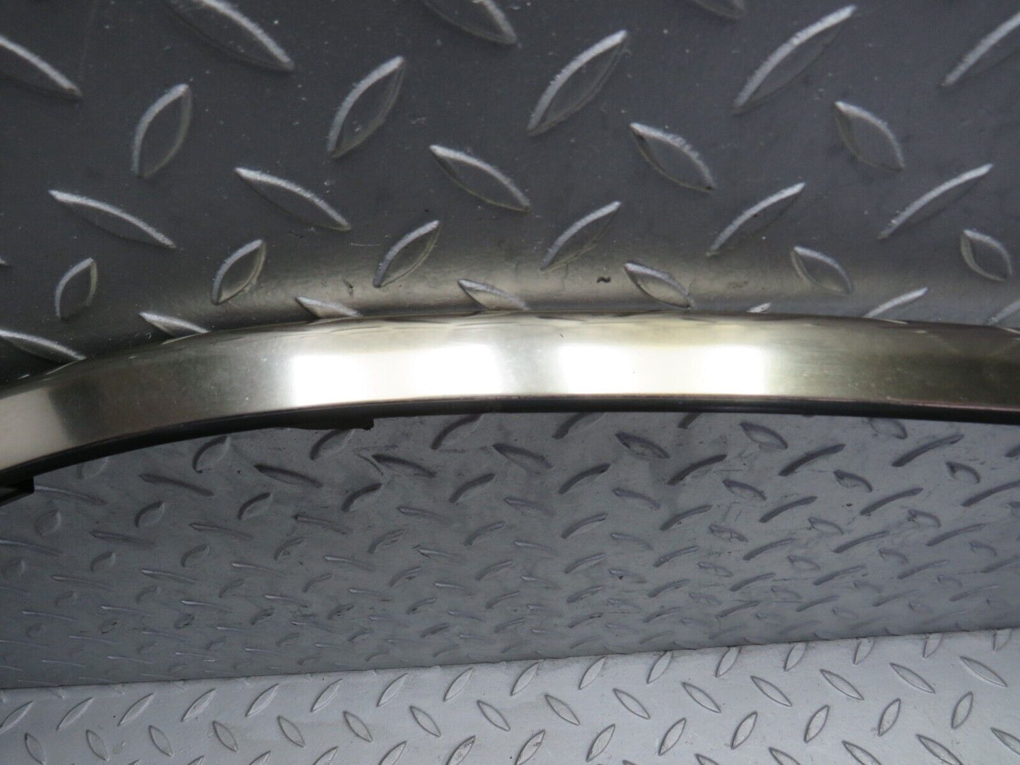 39052 Mercedes-Benz W201 190E Left Side Roof Trim Moulding 2016980598