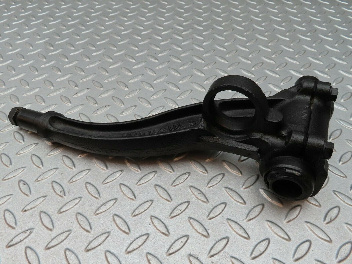 3602 Mercedes-Benz W108 280SE Differential Mounting Bracket 1113510716