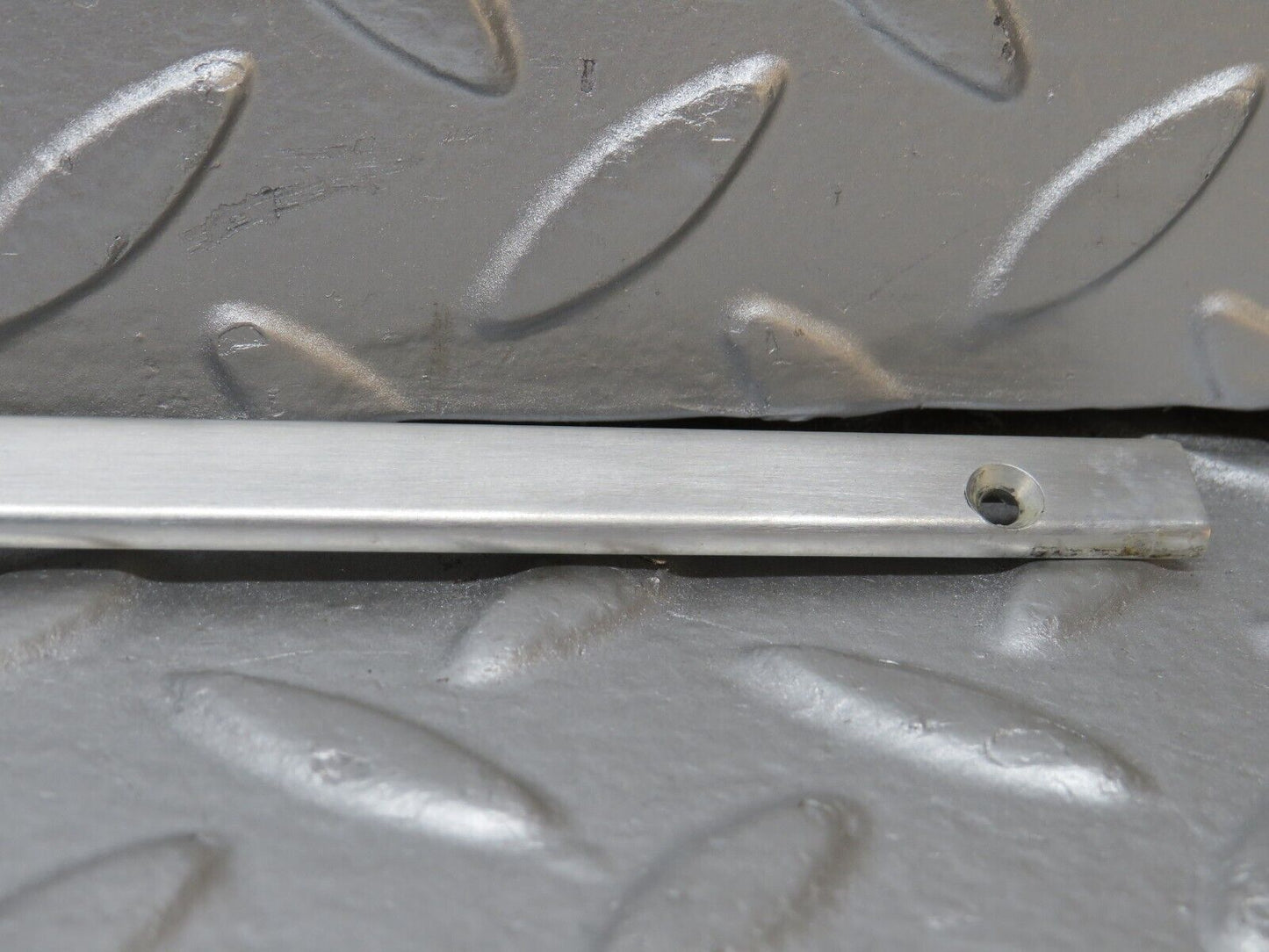 31831 Mercedes-Benz W201 190LE 1.8L Sunroof Chrome Trim