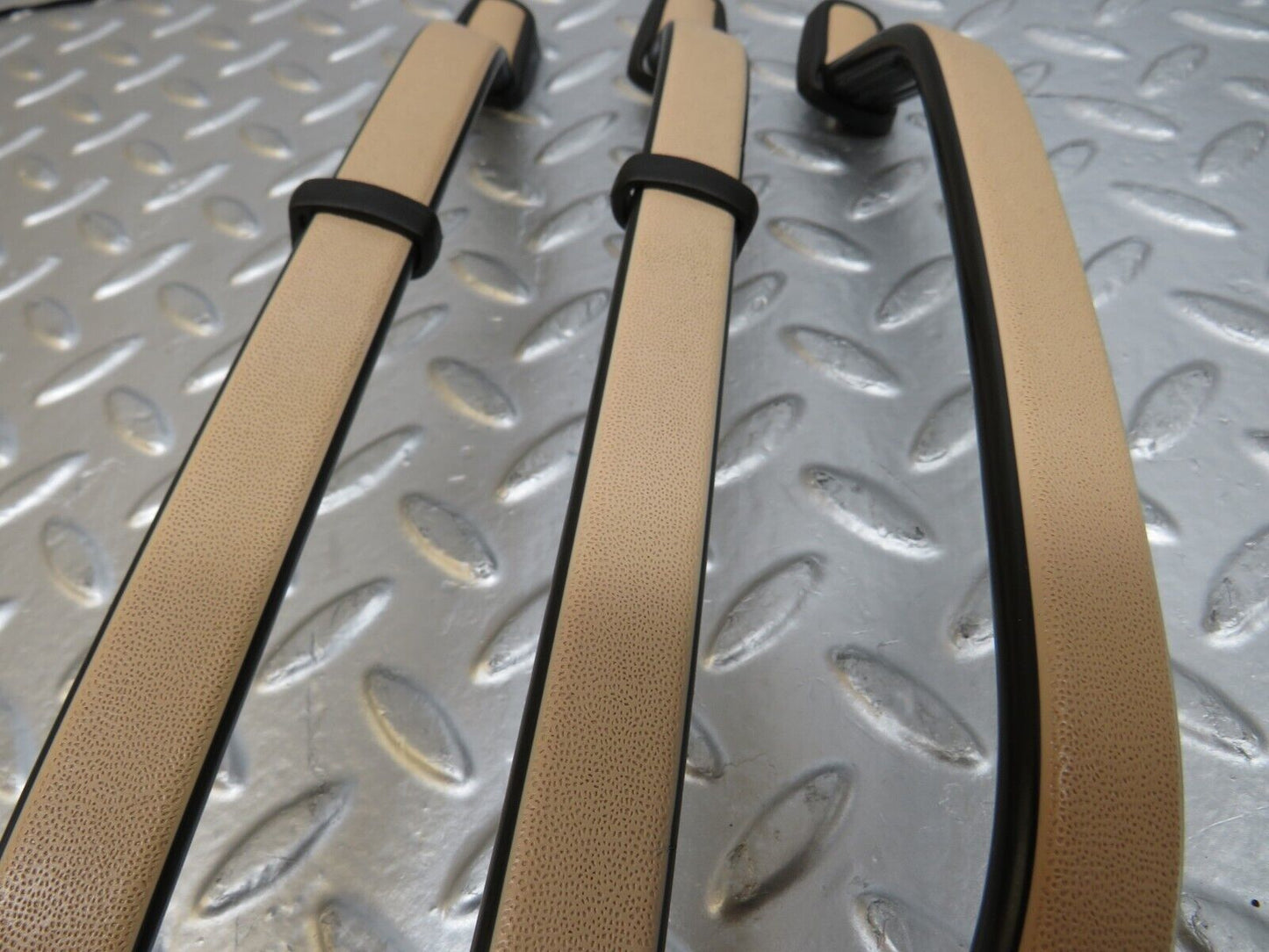 25475 Mercedes-Benz W123 200 Roof Grab Handle Set Palomino