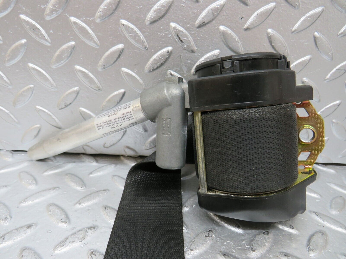 25984 Mercedes-Benz W124 280E Seat Belt Front Right 1248600686