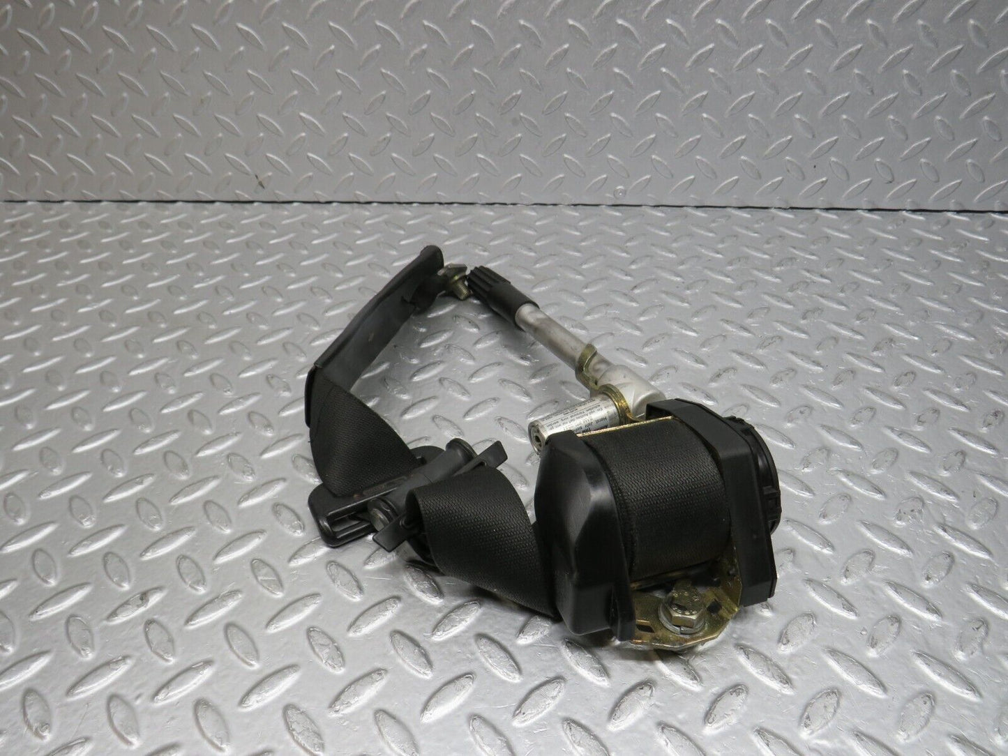 39666 Mercedes-Benz R107 350SL Coupe Front Right Seat Belt No Buckle 1078680314