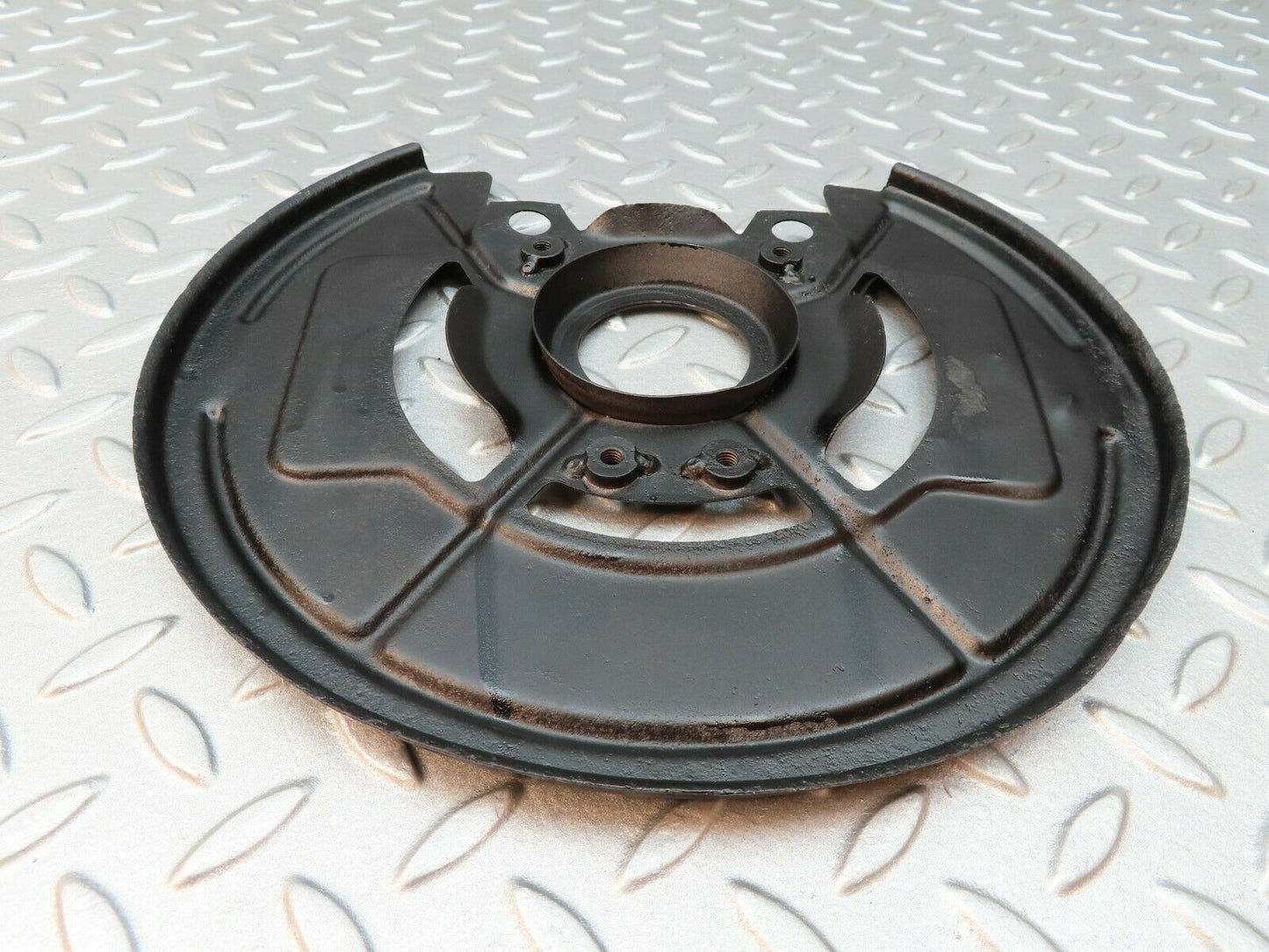 3458 Mercedes-Benz W108 280SE Front Brake Disc Protection Plate