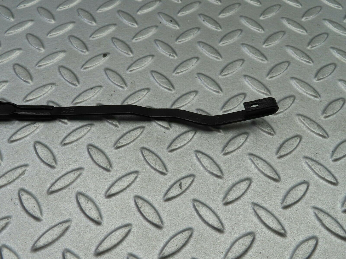 5969 Mercedes-Benz W123 200 Wiper Arm Bosch 3399990553