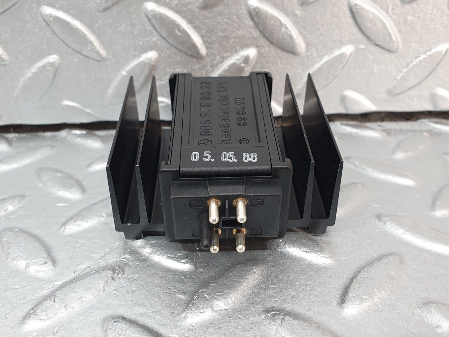 41901 Mercedes-Benz W202 C200 ECU Relay 0055459832
