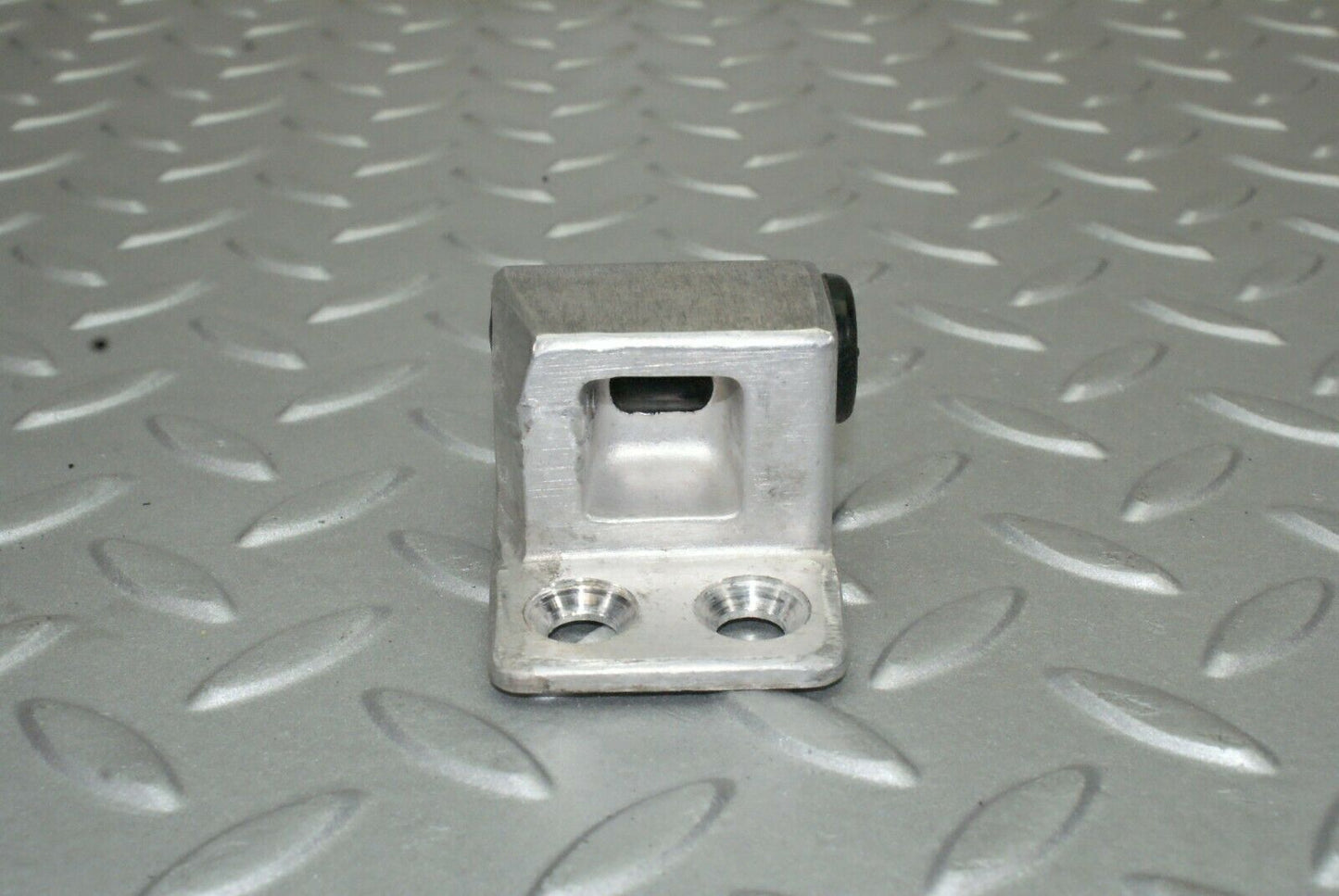 2628 Mercedes-Benz W116 350SE Door Lock Latch Right Side