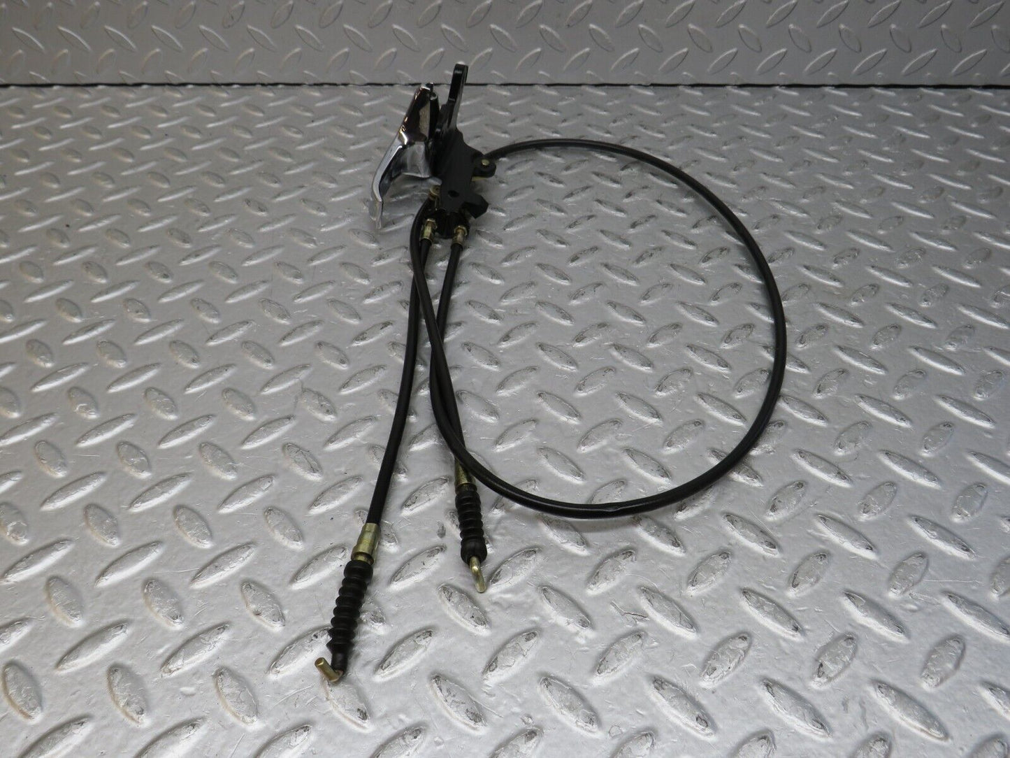 36841 Mercedes-Benz R129 300SL-24 Front Left Seat Release Handle Cable