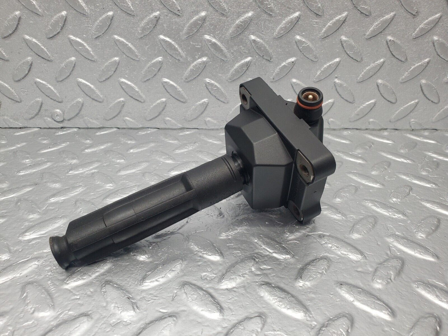 46199 Mercedes-Benz W124 280E Ignition Bosch 0001587003 0221506444 0001593642