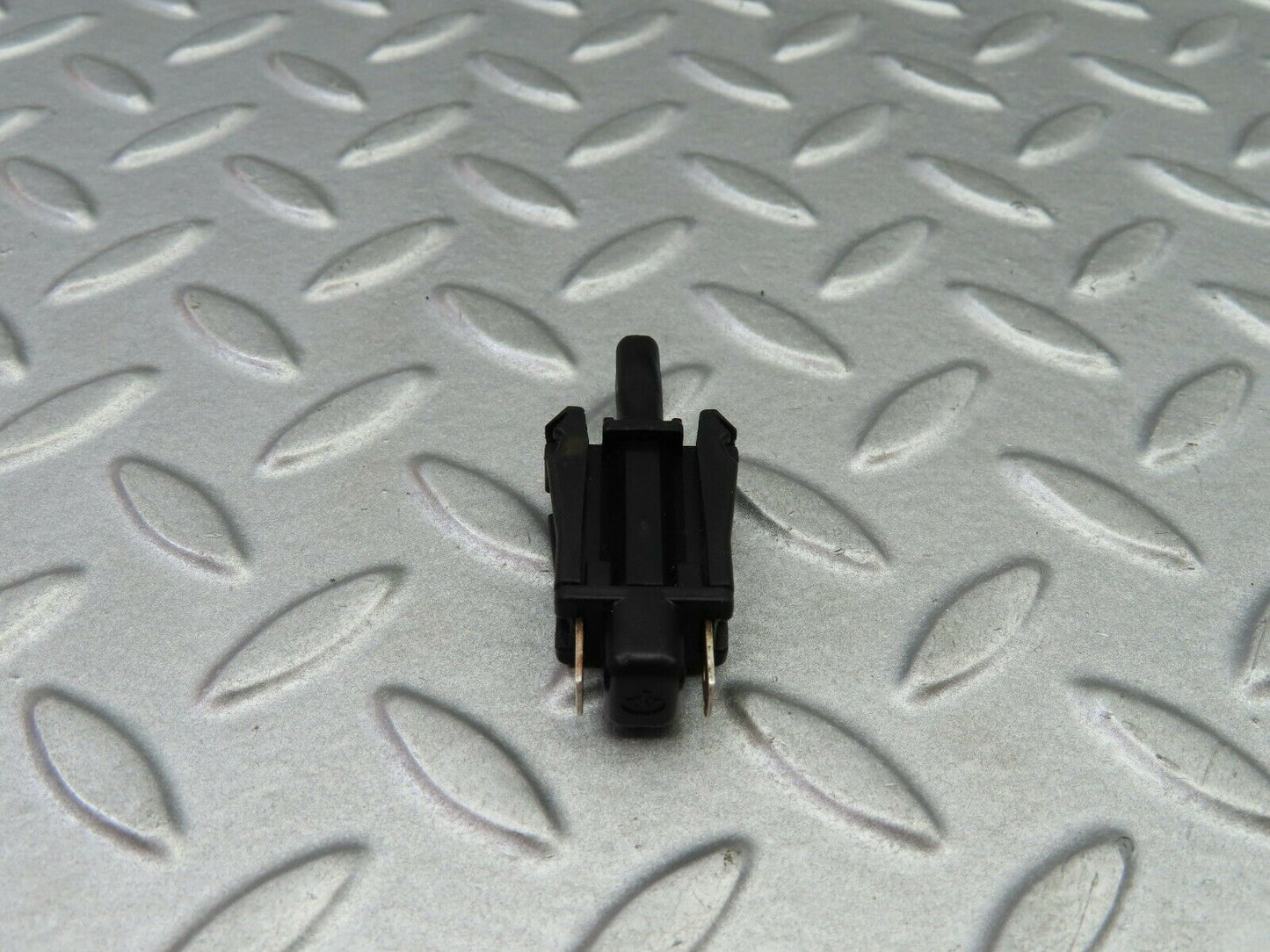 6098 Mercedes-Benz W126 380SE Door Contact Switch 0015458714