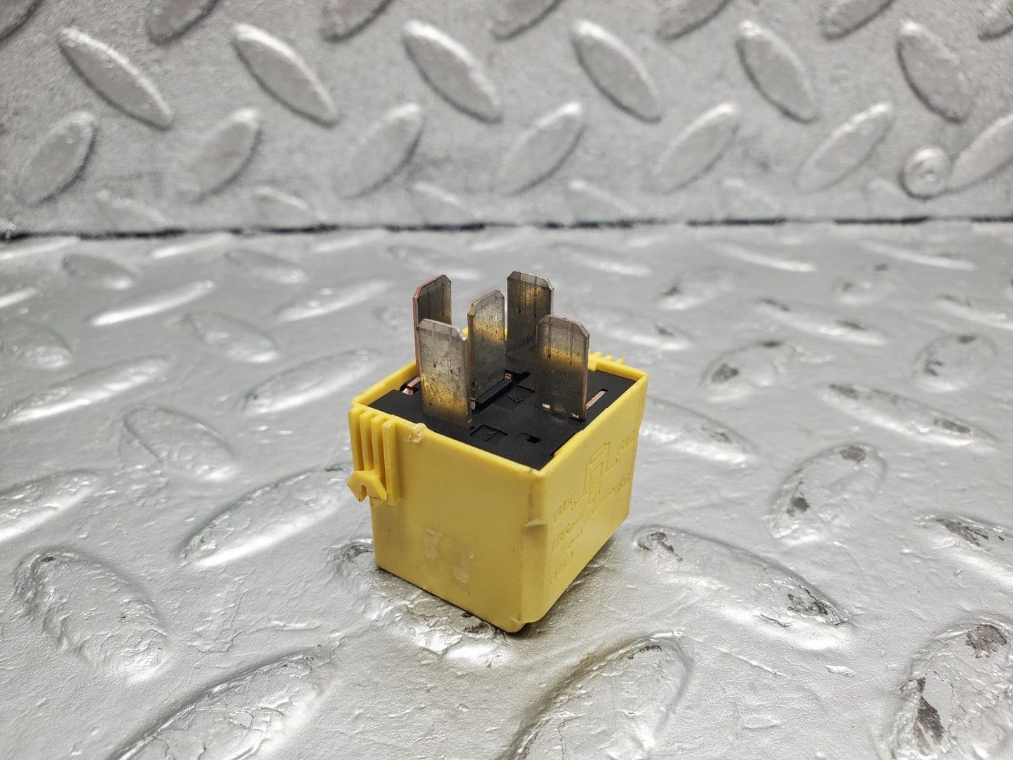 46305200