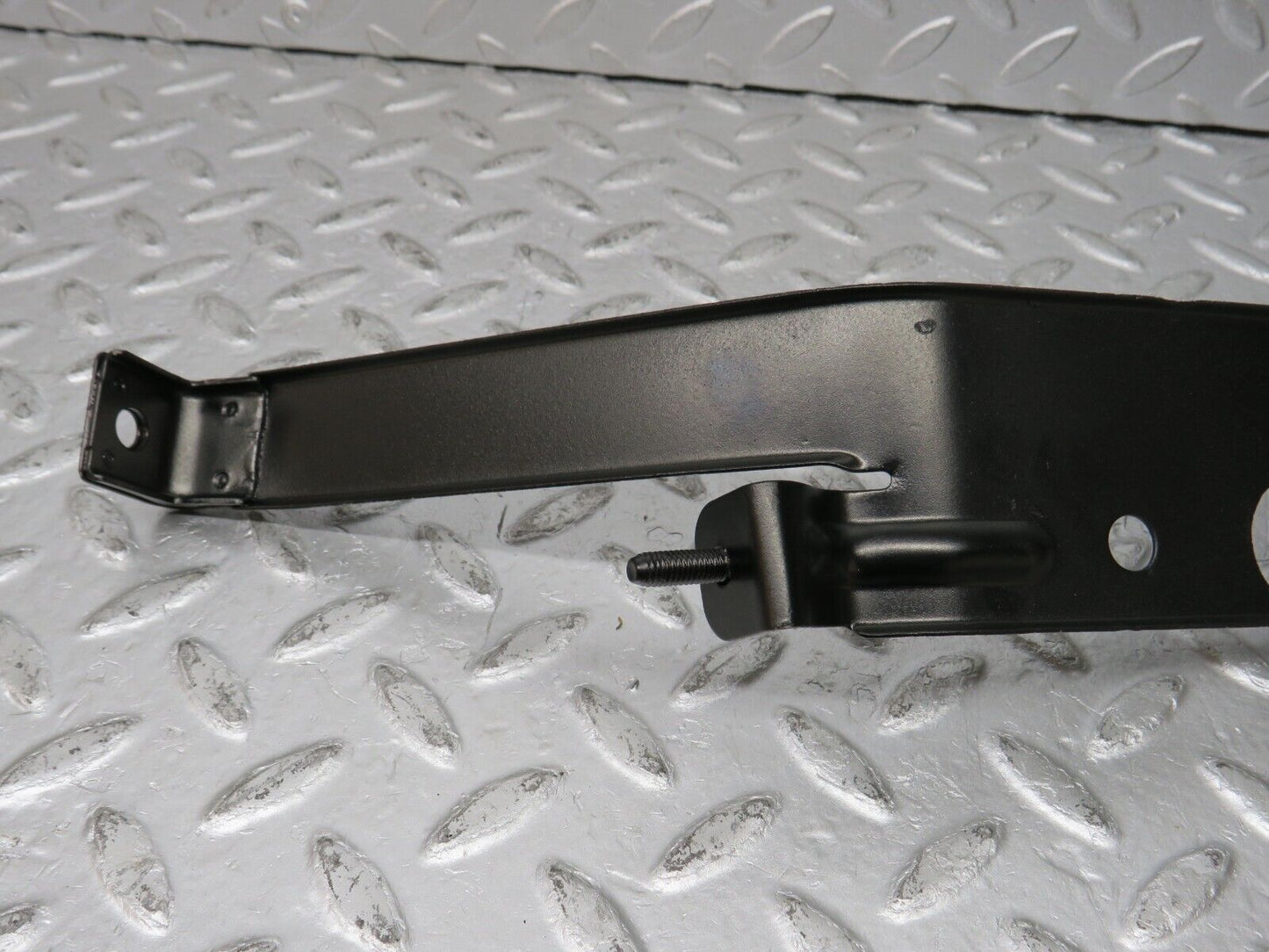 33466 Mercedes-Benz W202 C180 Fuel Tank Holder Strap 2024700640