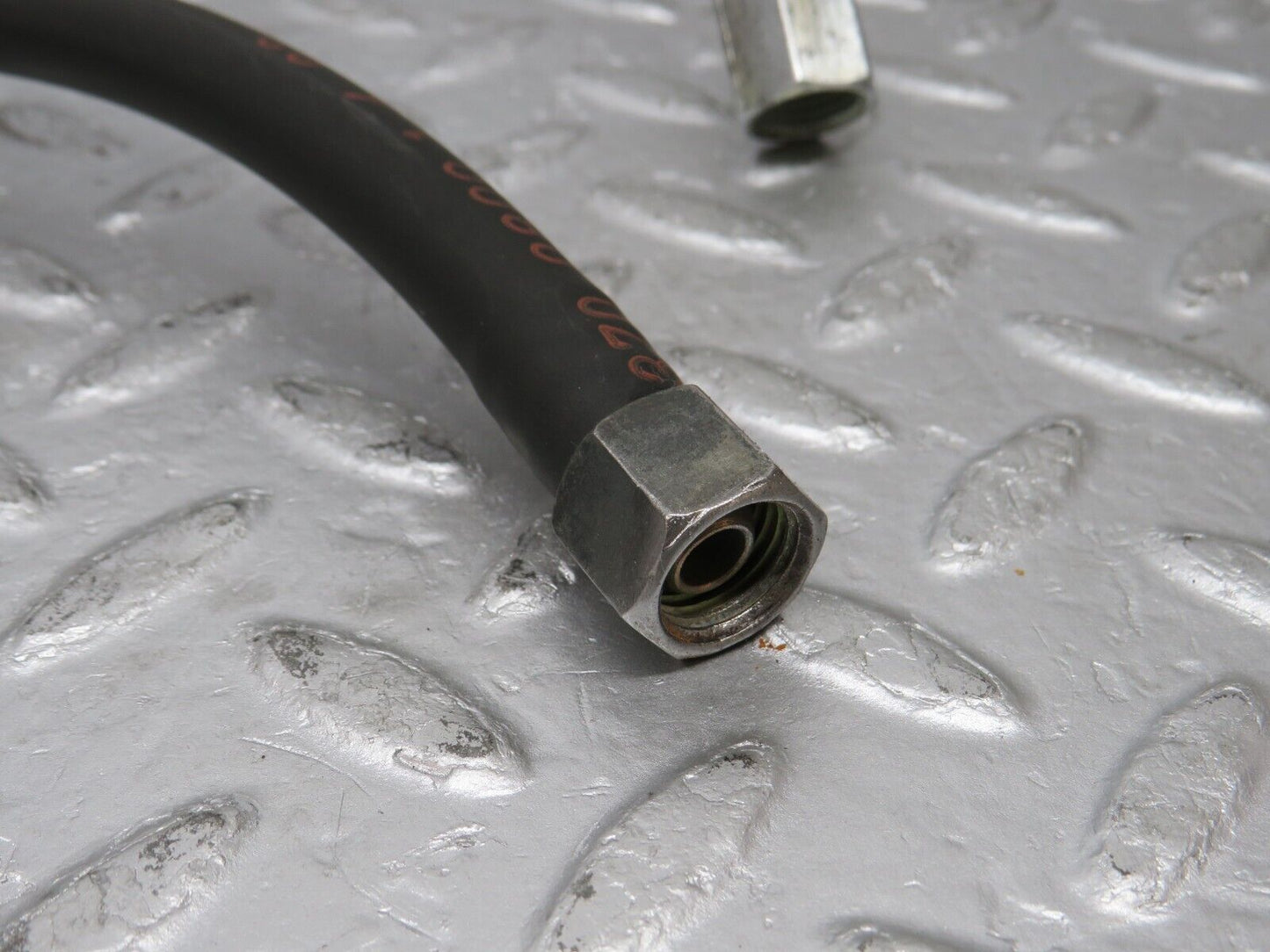 38184 Mercedes-Benz A124 320E Cabriolet Fuel Hose Pipe