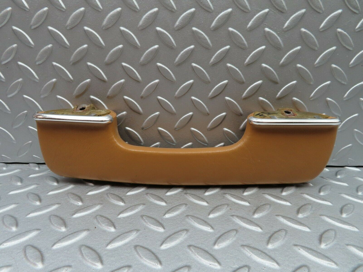 5718 Mercedes-Benz W123 200 Interior Door Handle Front Right 1239702001