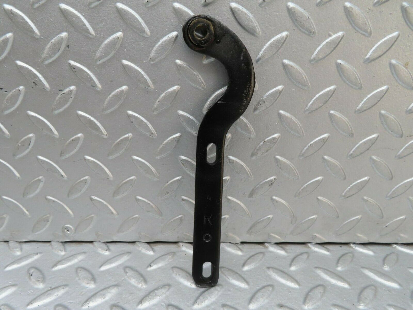 15557 Mercedes-Benz R107 450SL Bonnet Hinge Support Right Side