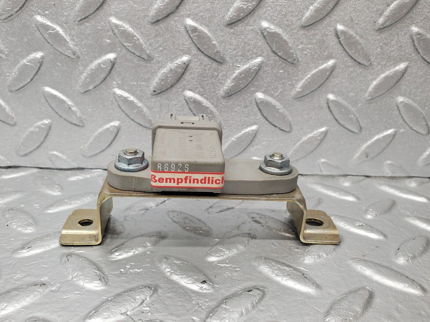 46787 Mercedes-Benz R129 320SL Coupe ESP Turn Rate Sensor 0125420417 0265005113