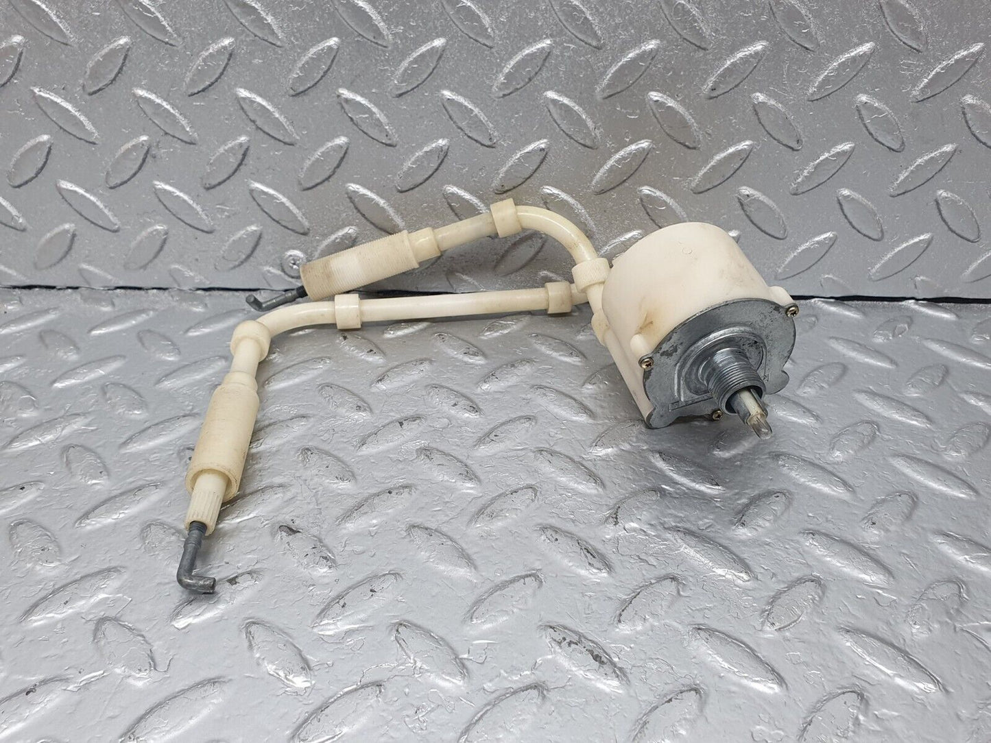 43645 Mercedes-Benz C126 380SEC Coupe Heater Regulator 1268300485