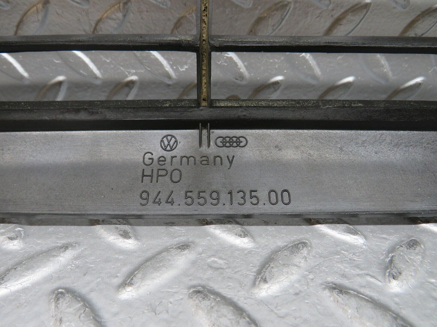 29972 Porsche 924 Front Radiator Grill 94455913500