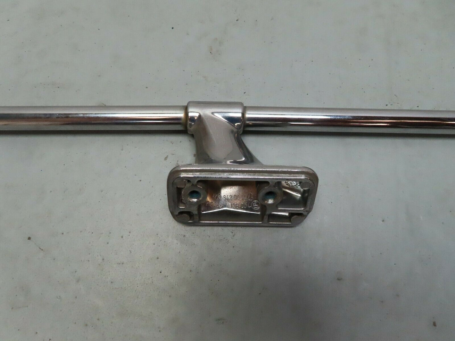 3795 Mercedes-Benz S123 200T Wagon Roof Bar Roof Rack Chrome Right