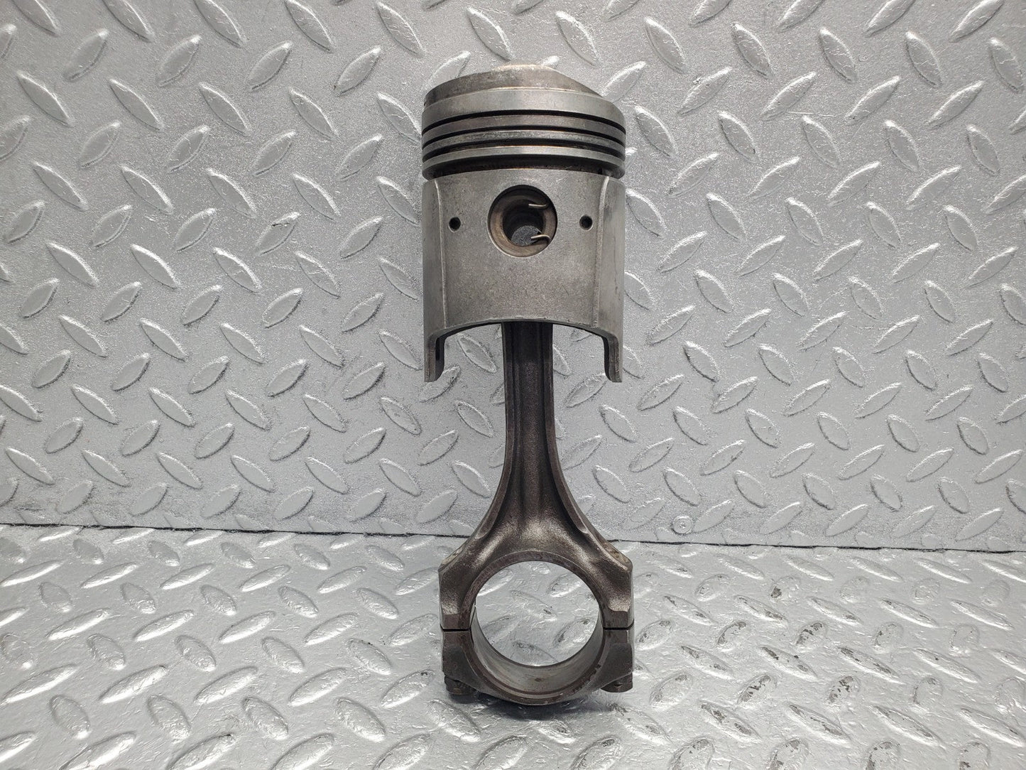 W112 piston and connecting rod used OEM