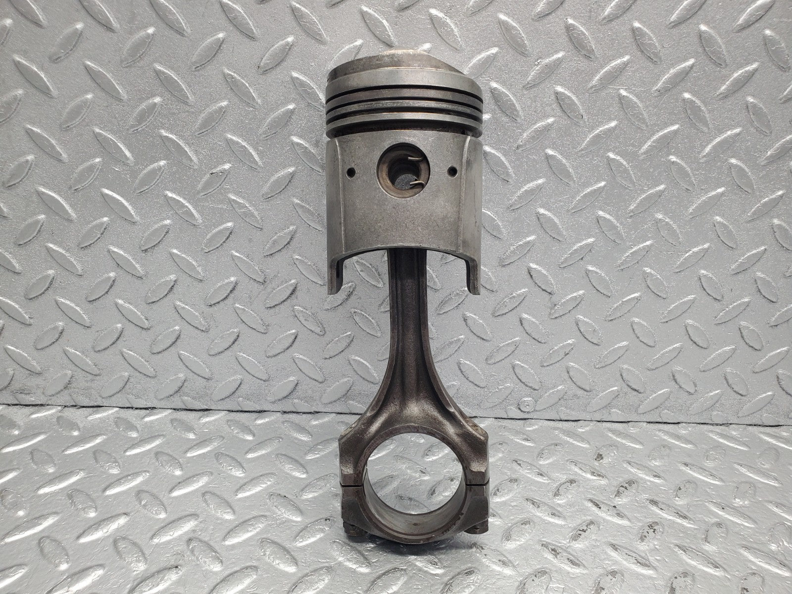 W112 piston and connecting rod used OEM