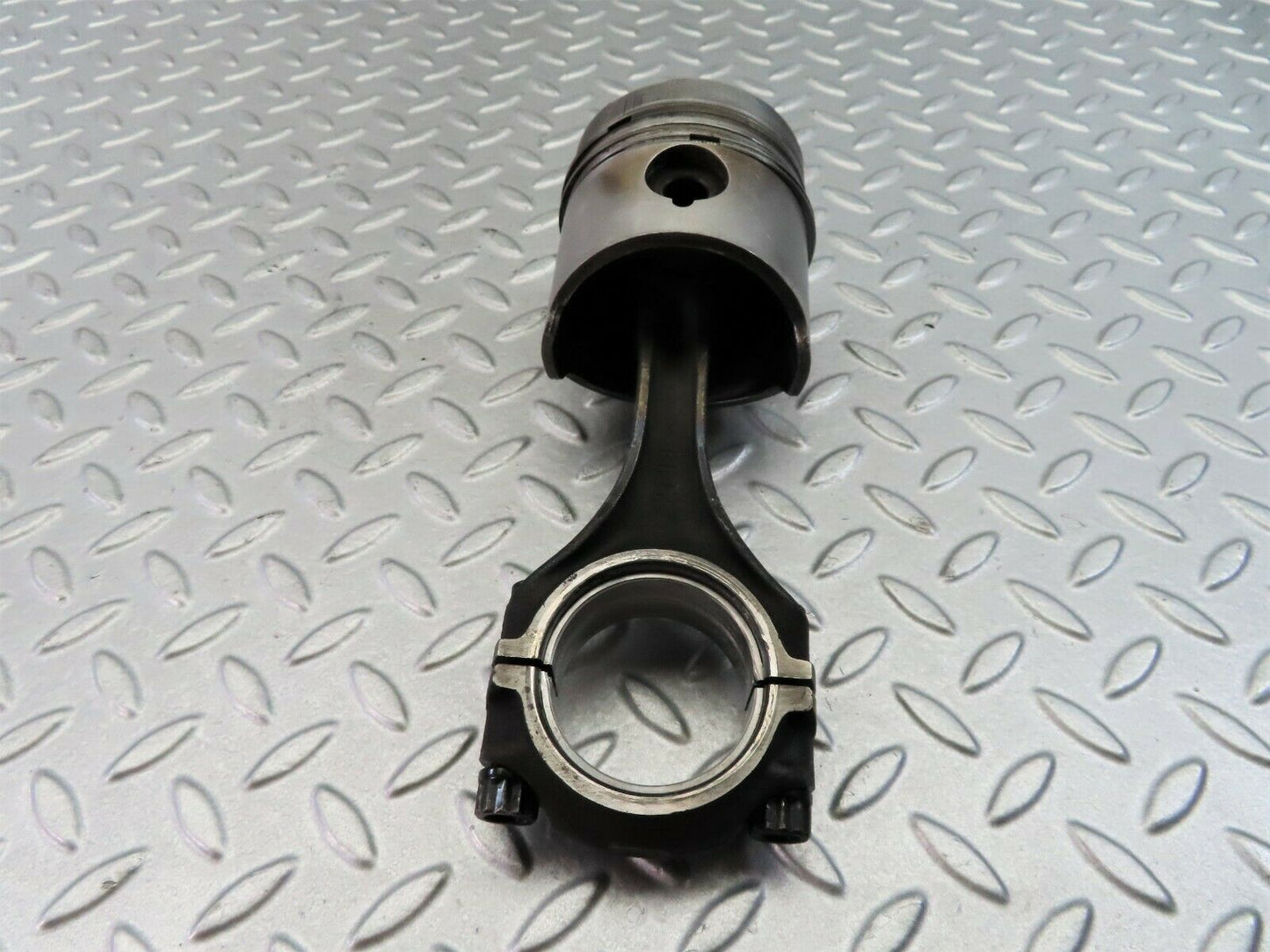 8043 Mercedes-Benz W115 220D Piston With Connecting Rod 87.03 mm