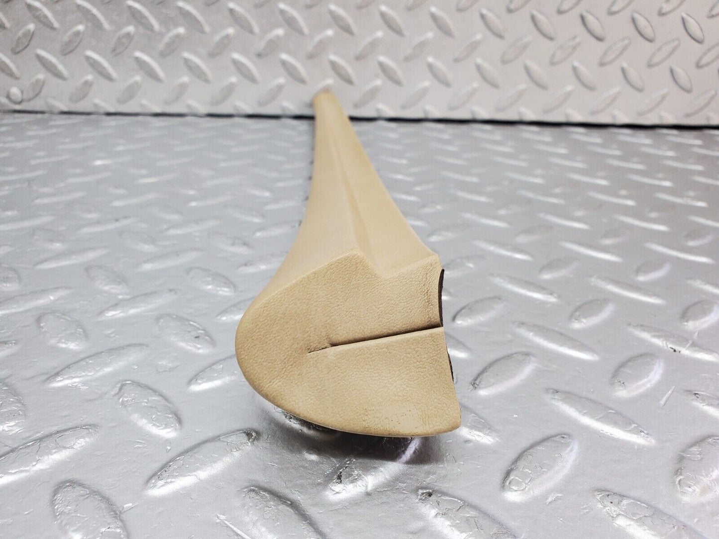 45603 Mercedes-Benz W126 420SE Front Right Door Interior Trim Beige