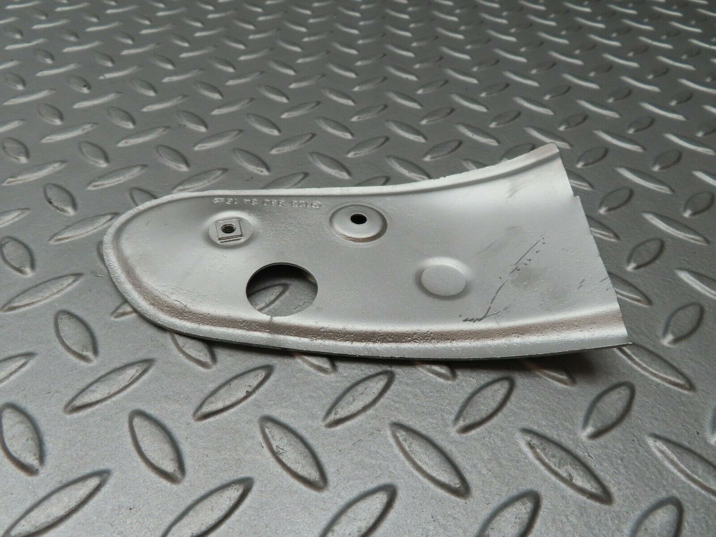 4231 Mercedes-Benz V123 240D LWB Rear Bumper Reinforcement Right 1238803416