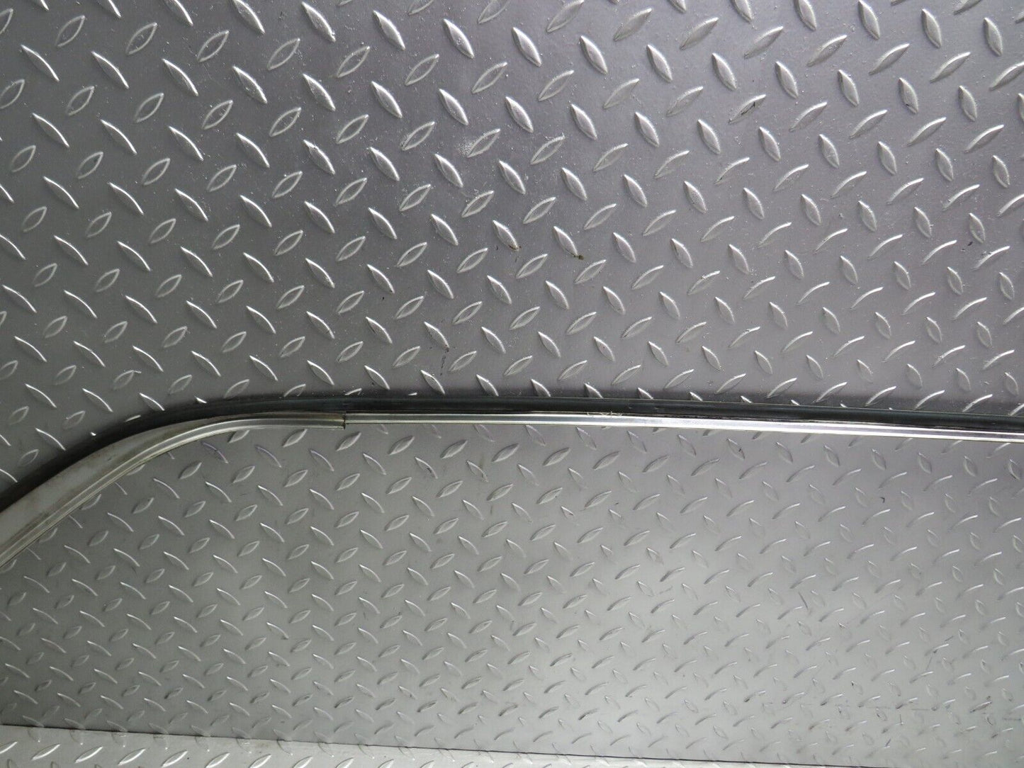 29944 Mercedes-Benz W123 230E Roof Chrome Moulding Trim Left Side