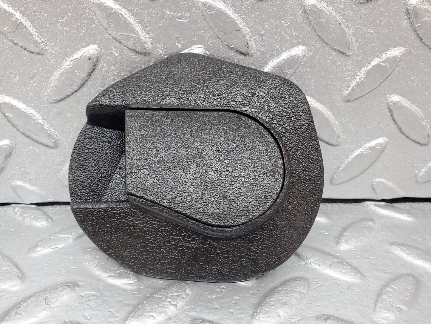 44463 Mercedes-Benz W123 280E Seat Belt Runner Cover Trim 2x Black 1239192520 1239192920 1239192620 1239193020