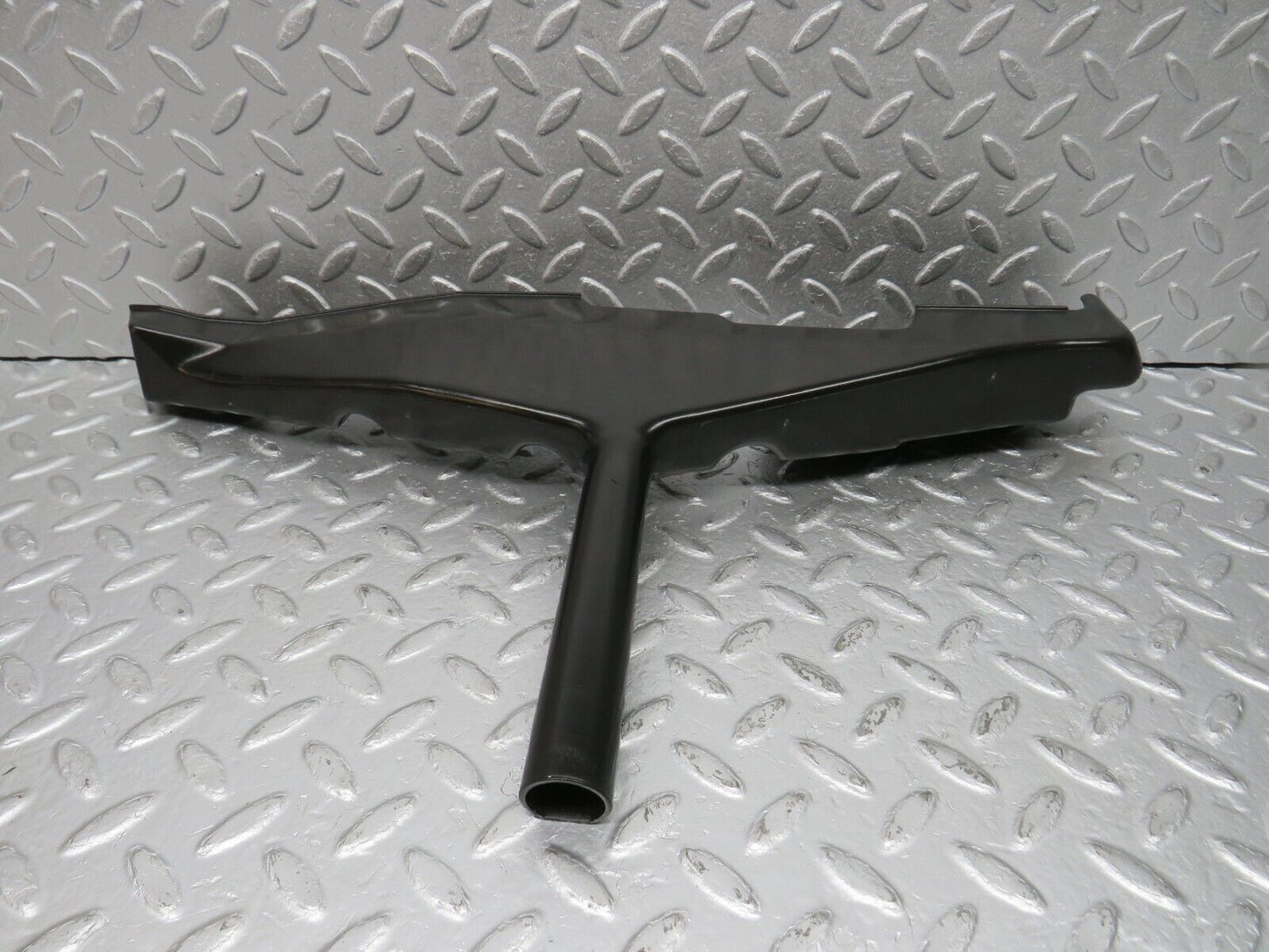 39338 Mercedes-Benz R129 320SL Coupe Windscreen Drain Channel Right 1296280273
