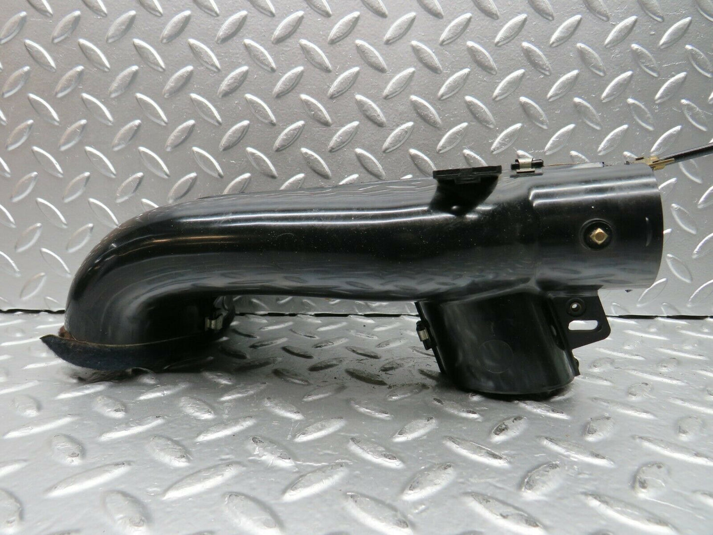 22685 Mercedes-Benz C107 450SLC Coupe Heater Air Duct
