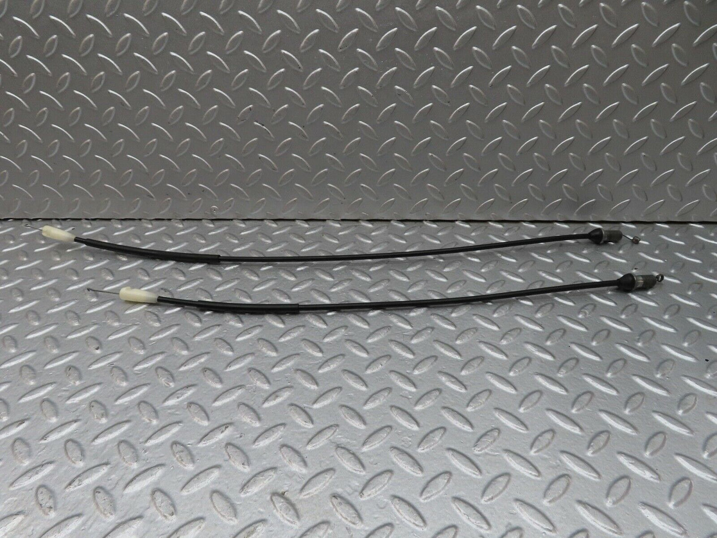 18117 Mercedes-Benz W123 200 Heater Control Cable